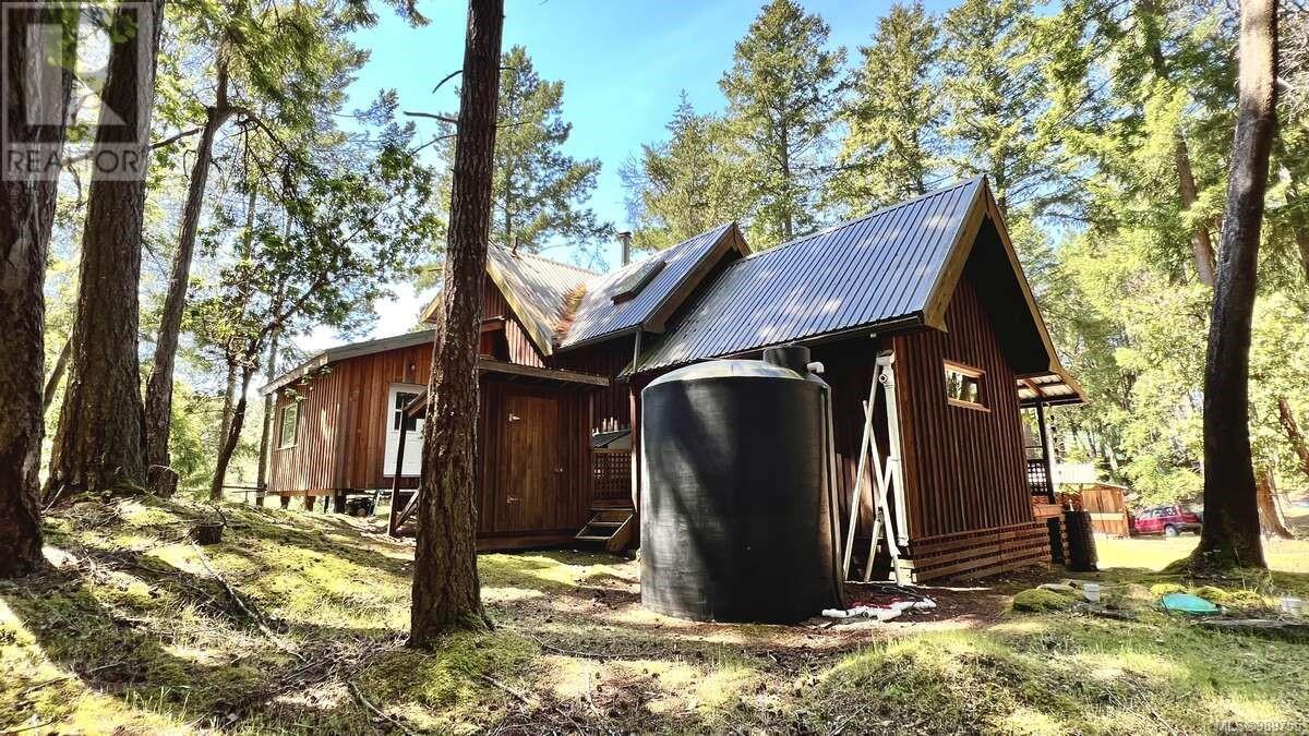 Photo 36 of 231 Halibut Hill Rd, Mudge Island BC