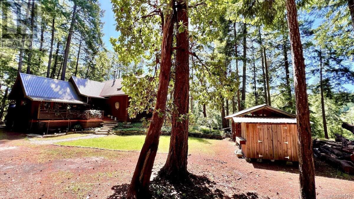 Photo 5 of 231 Halibut Hill Rd, Mudge Island BC