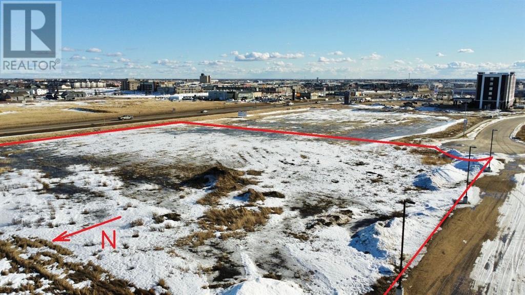 Photo 4 of 11702 106 Avenue, Grande Prairie AB