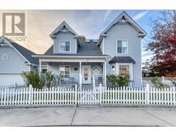 935 Argyle Street, Penticton