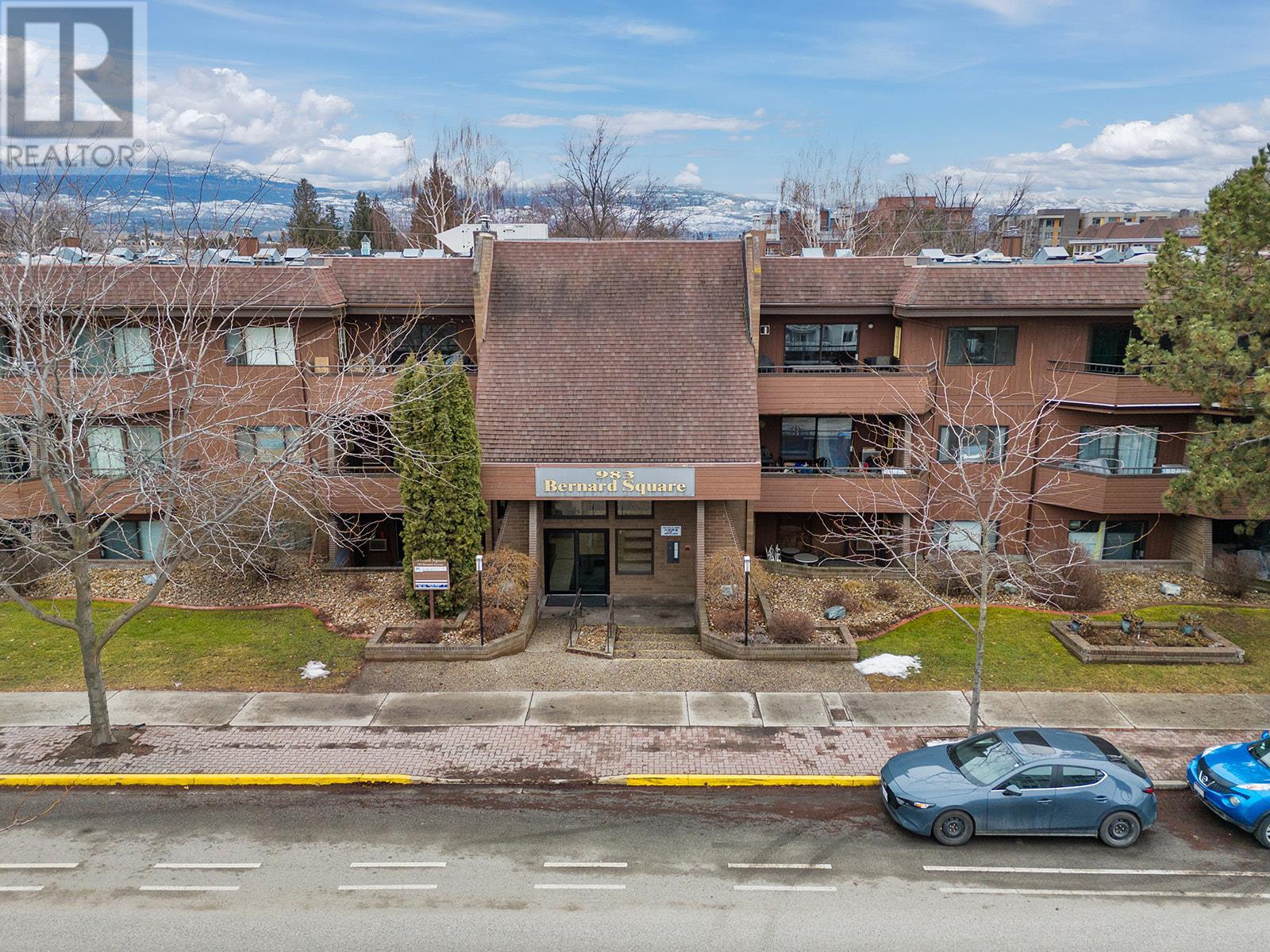 204 983 Bernard Avenue, Kelowna