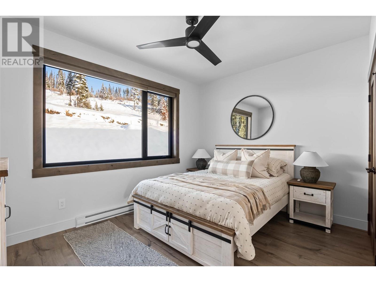 #9 7000 MCGILLIVRAY LAKE Drive - 21