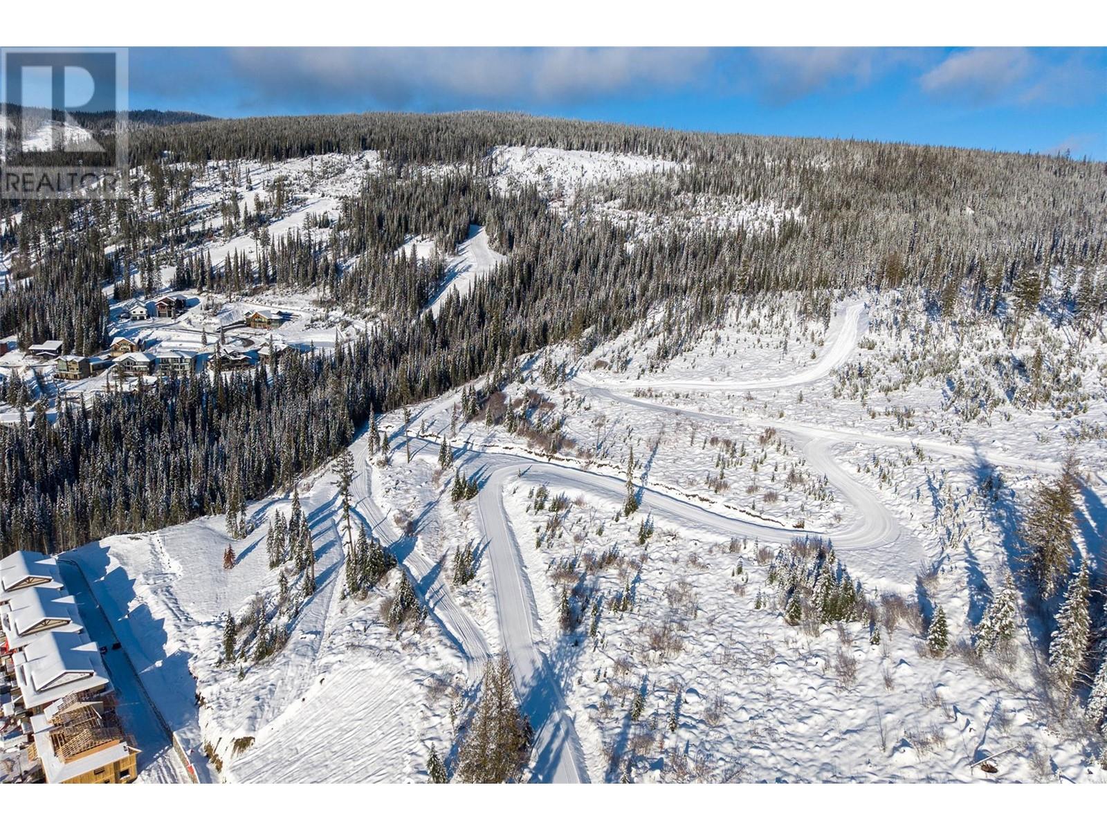 7000 MCGILLIVRAY LAKE Drive Unit# 10, Sun Peaks