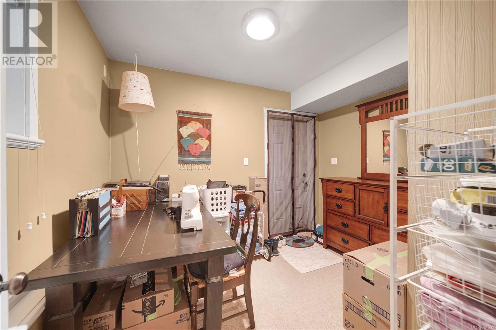 492 Poets Trail Dr, Nanaimo real estate listing 984999