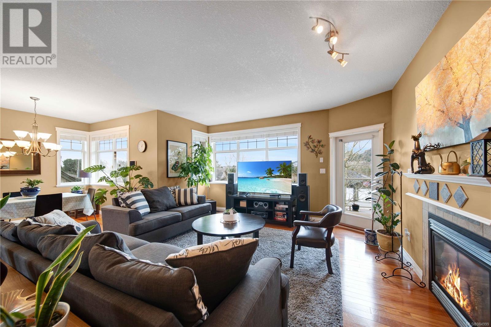 492 Poets Trail Dr, Nanaimo real estate listing 984999