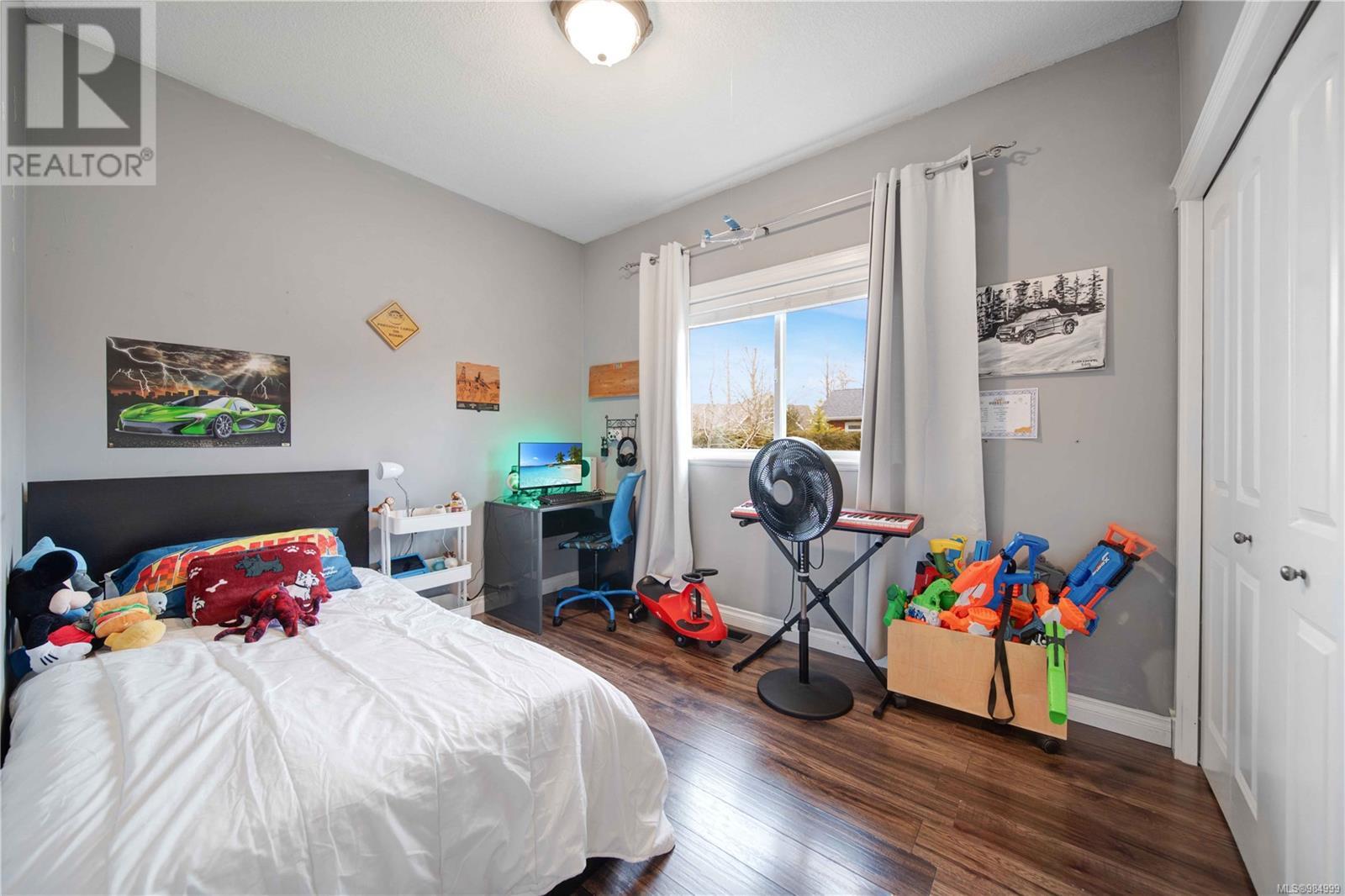 492 Poets Trail Dr, Nanaimo real estate listing 984999