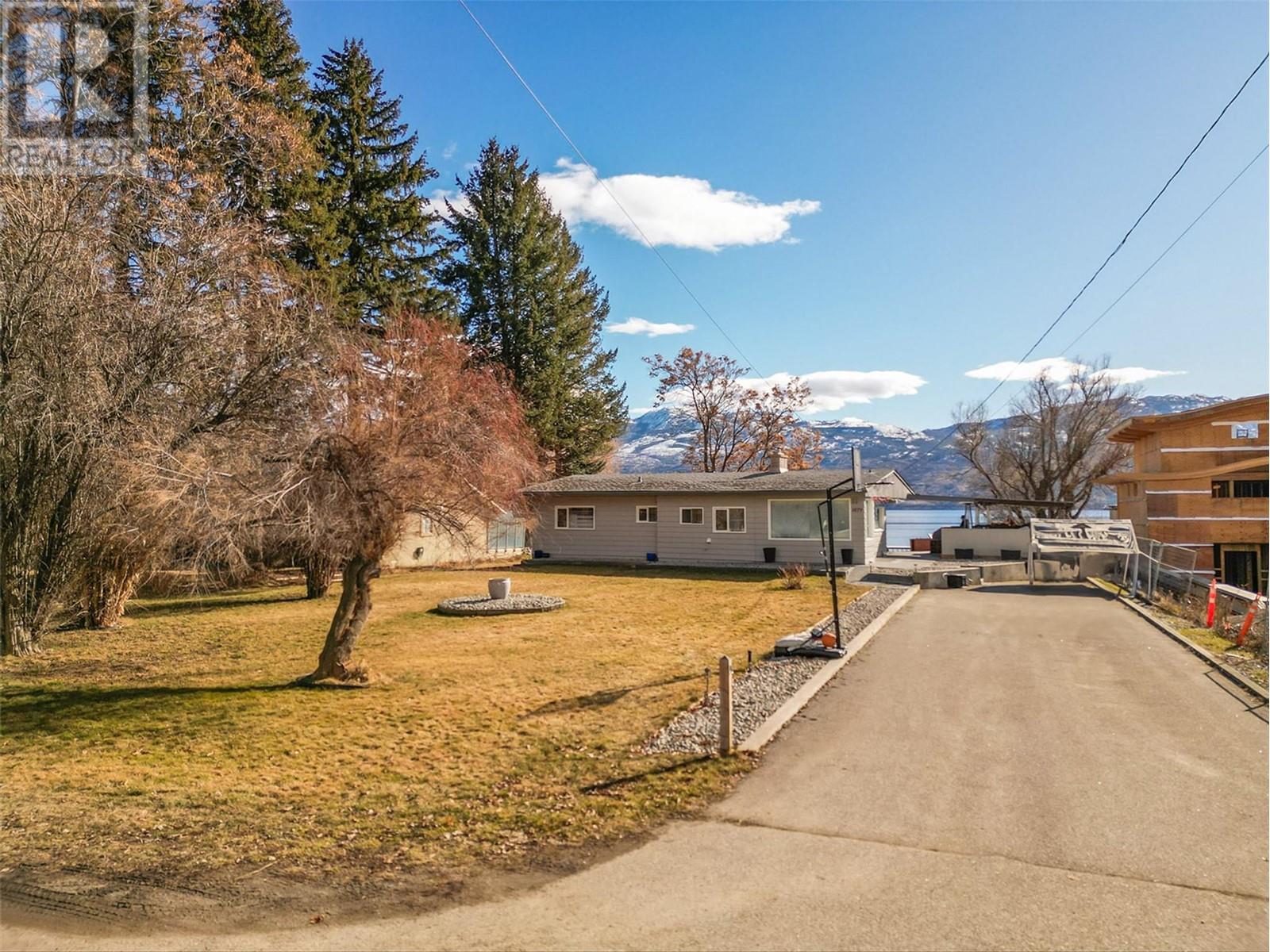  1879 Jennens Road, West Kelowna