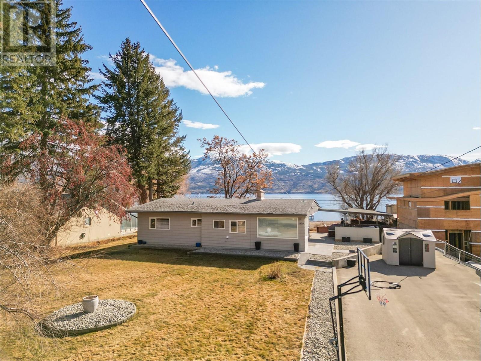  1879 Jennens Road, West Kelowna