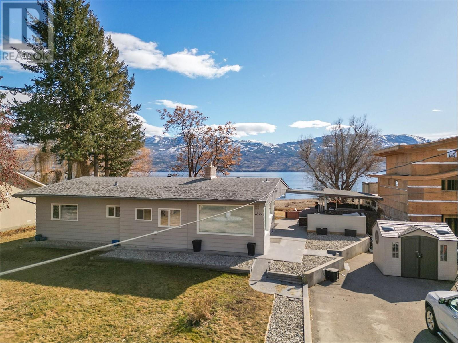  1879 Jennens Road, West Kelowna