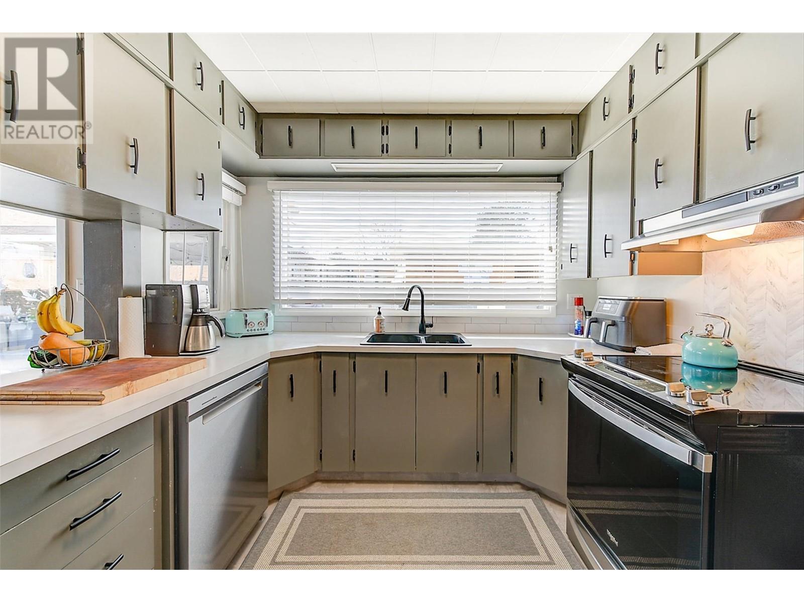  1879 Jennens Road, West Kelowna