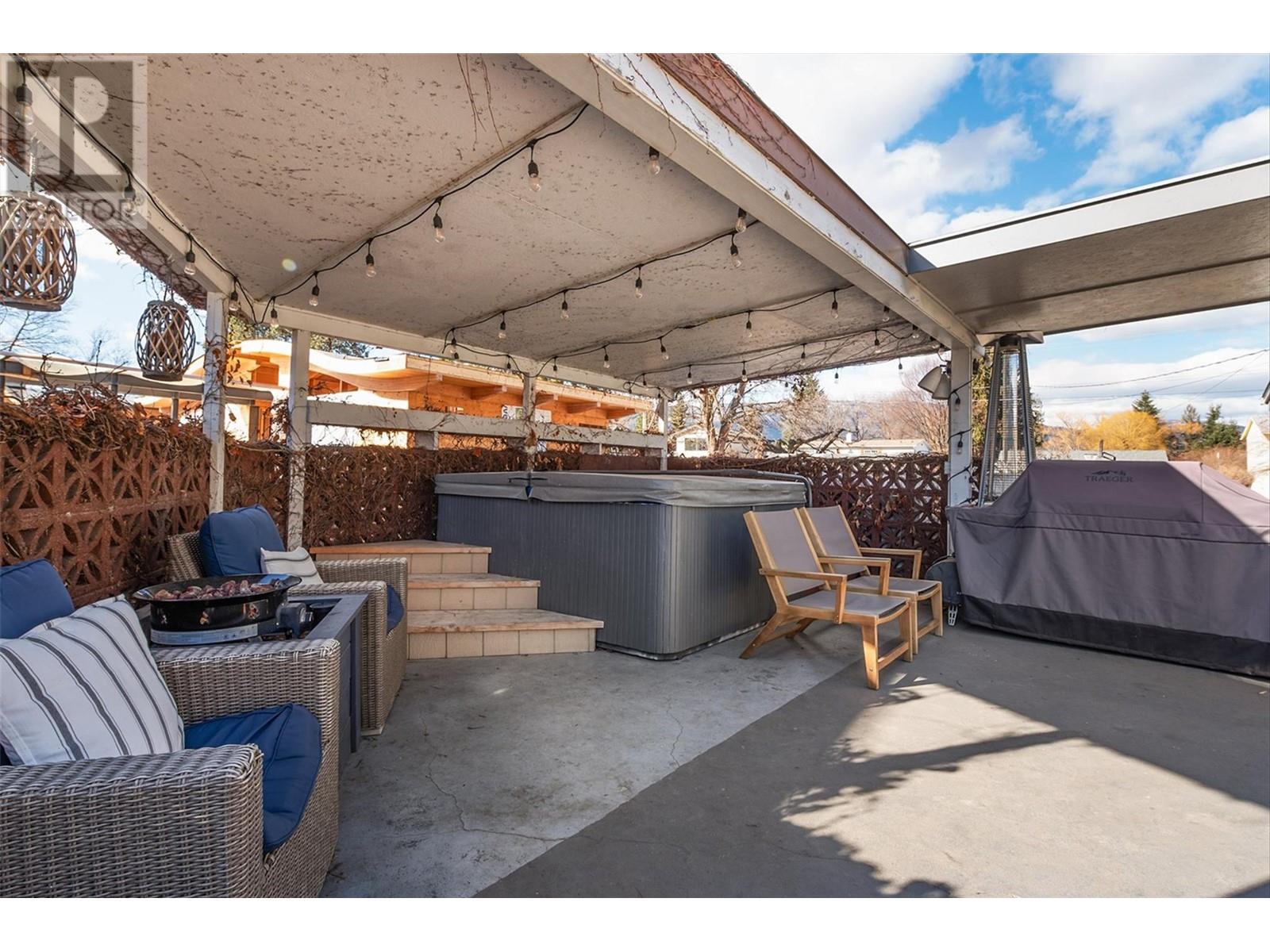  1879 Jennens Road, West Kelowna