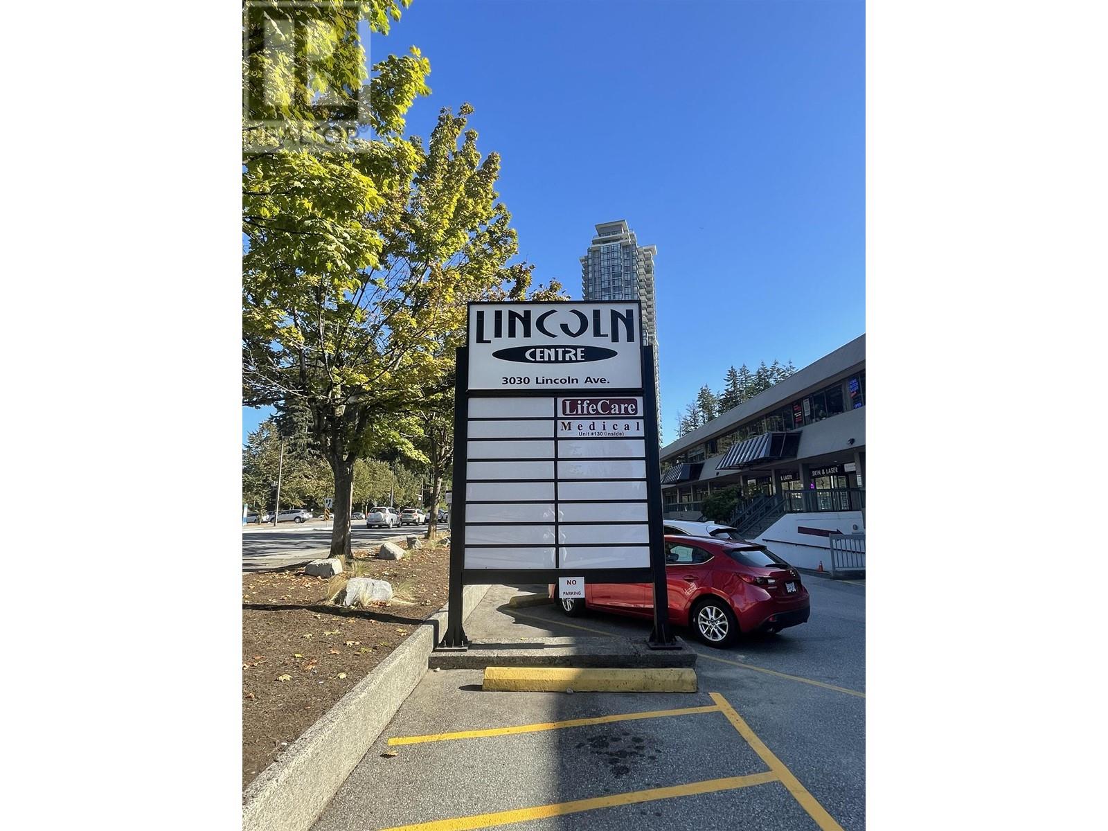 Photo 4 of 125 125 A 3030 Lincoln Avenue, Coquitlam BC