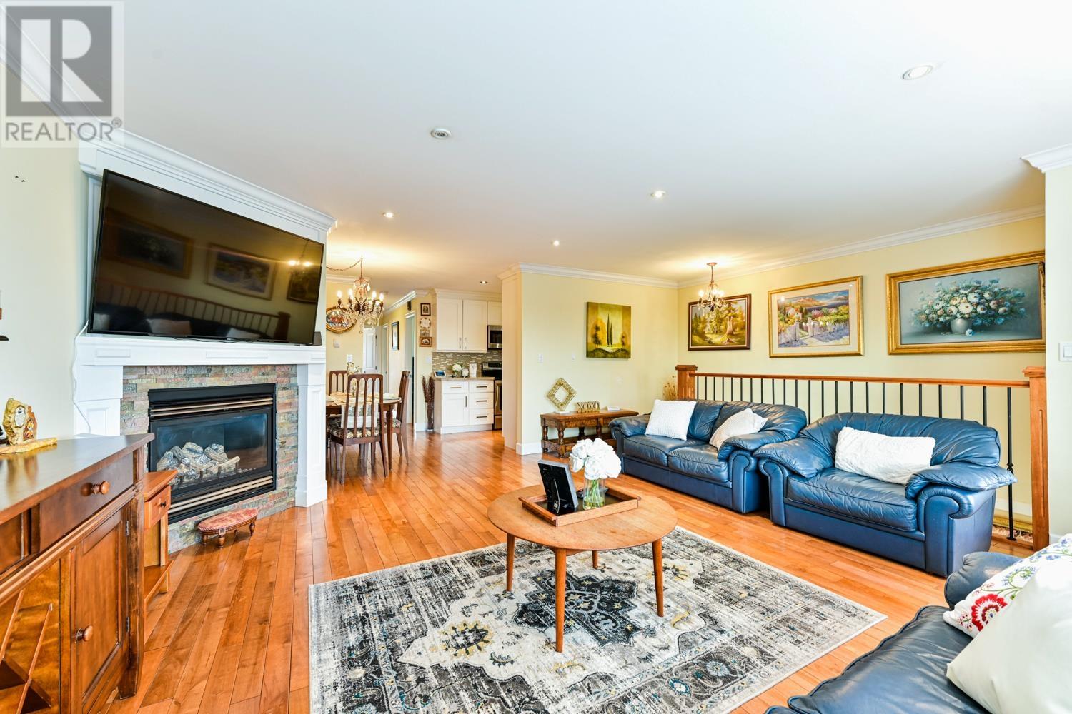 2097 2099 DAWES HILL ROAD, Coquitlam