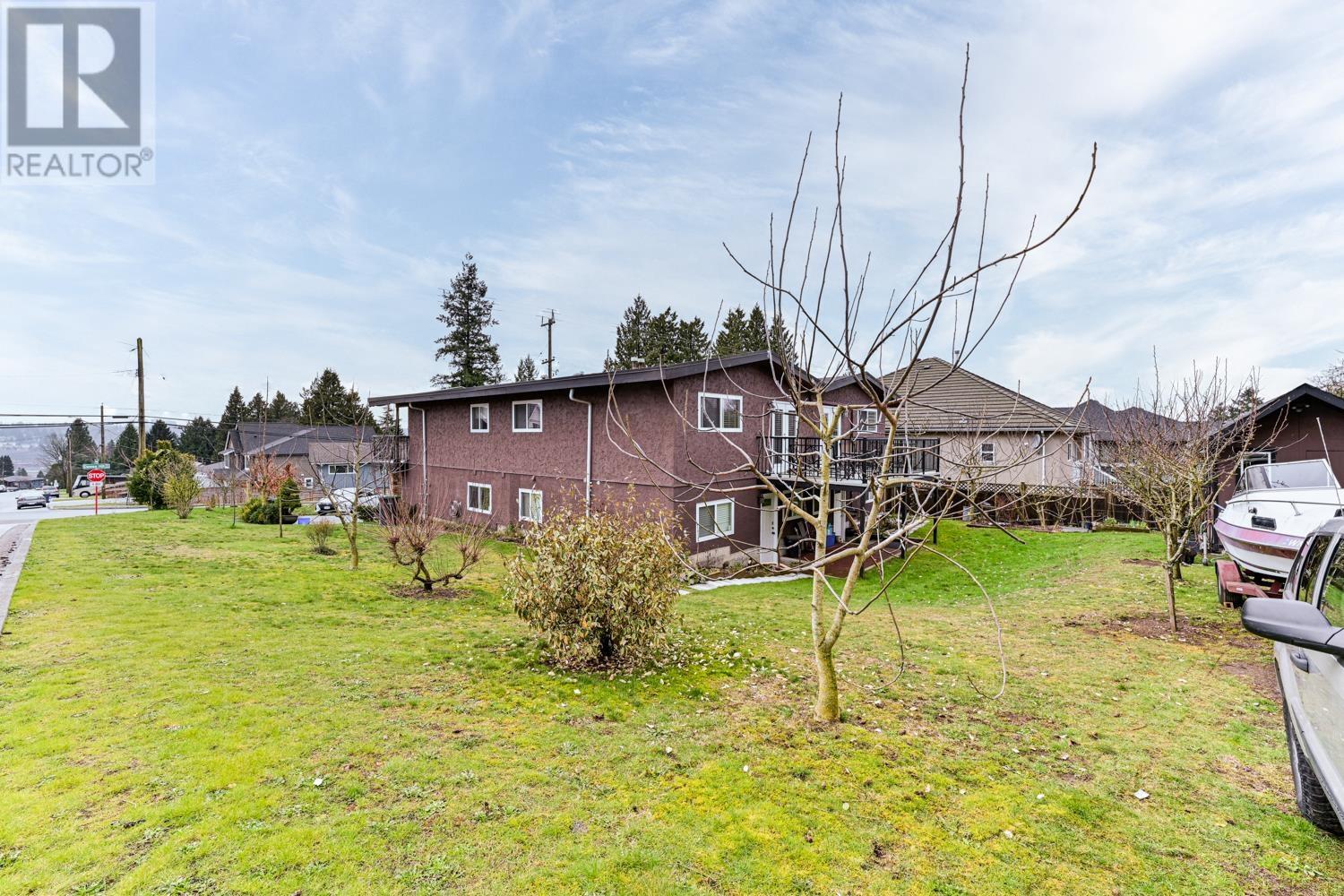2097 2099 DAWES HILL ROAD, Coquitlam
