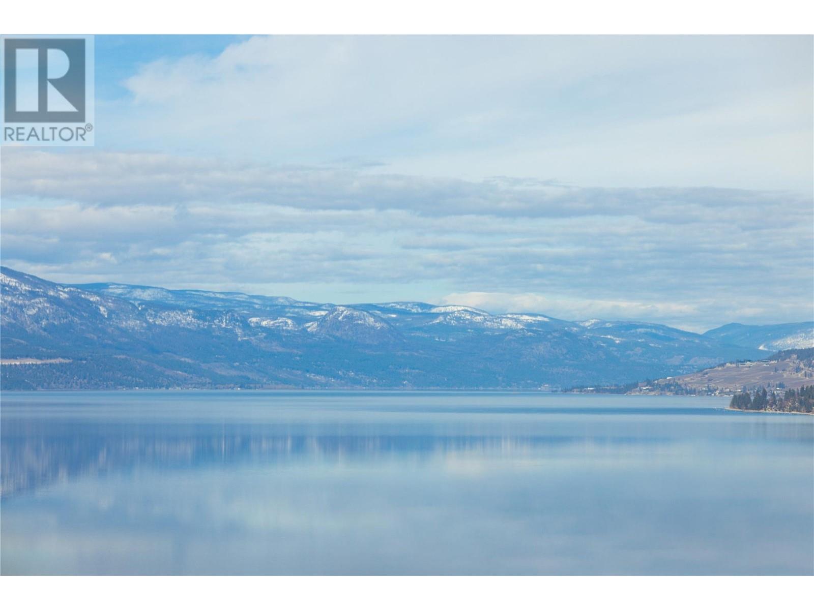 3356 Black Pine Lane, Kelowna