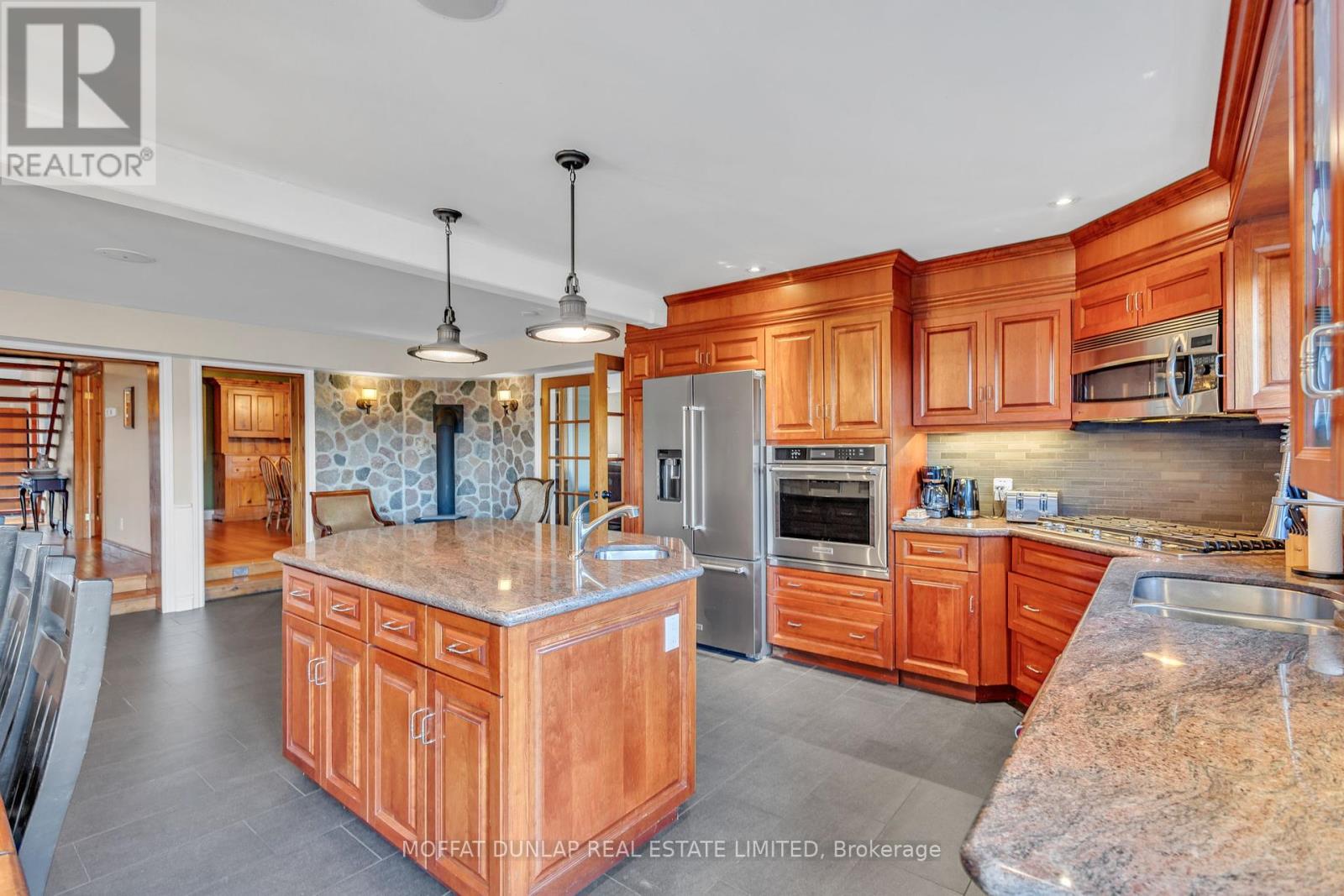 Photo 24 of 11559 6th Line Nassagaweya, Milton ON