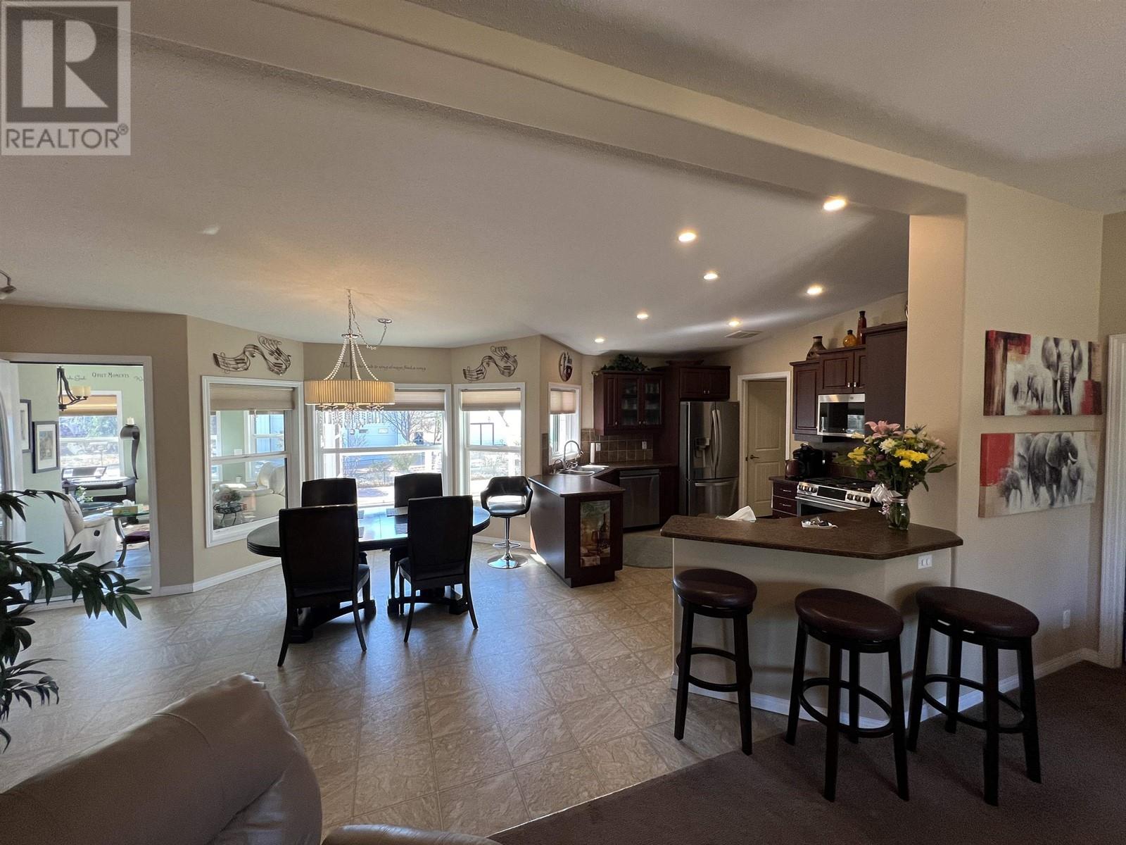 4 RESERVE ROAD, Fort Nelson