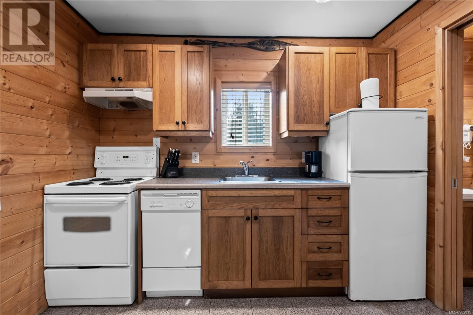 277 Boardwalk Blvd, Ucluelet