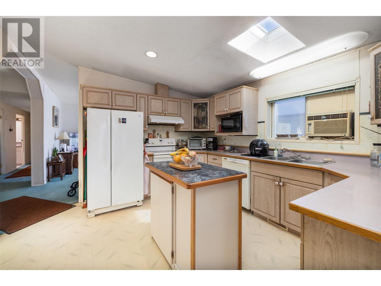 137 2005 Boucherie Road, Westbank