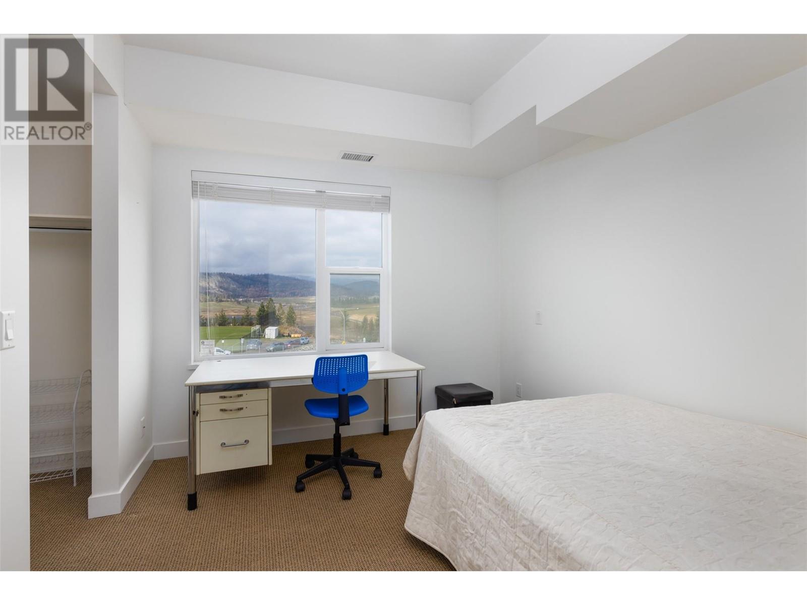 401 975 ACADEMY Way, Kelowna