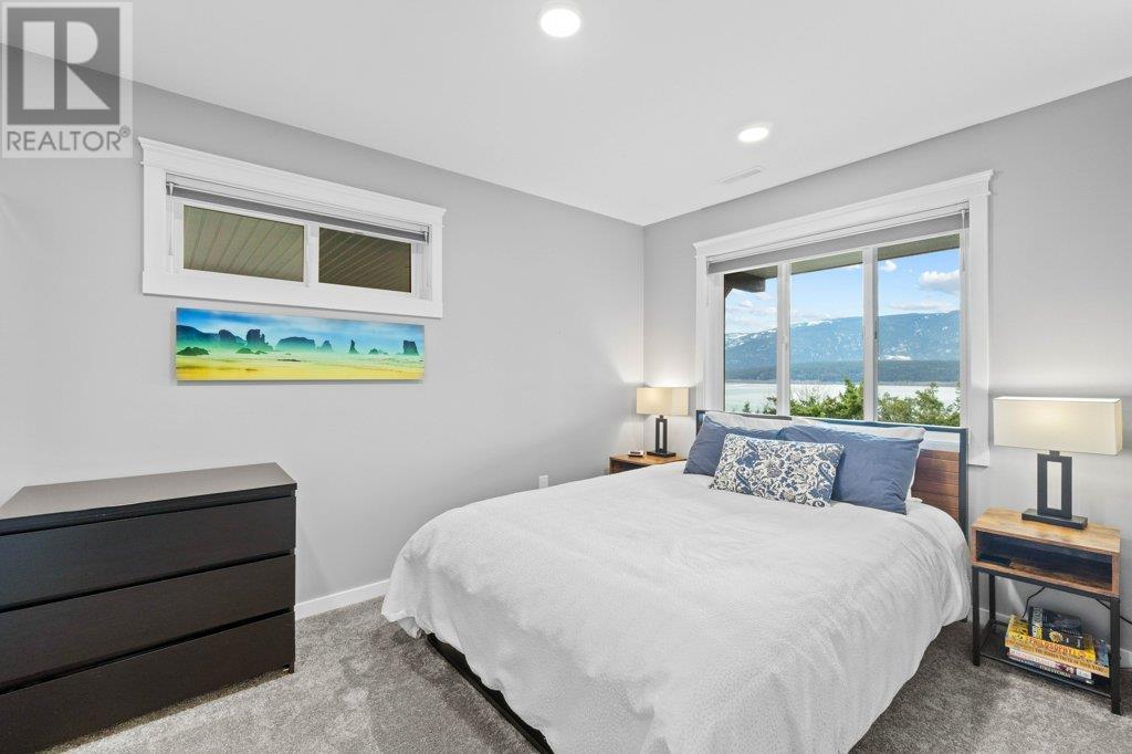  4541 16 Street Northeast, Salmon Arm