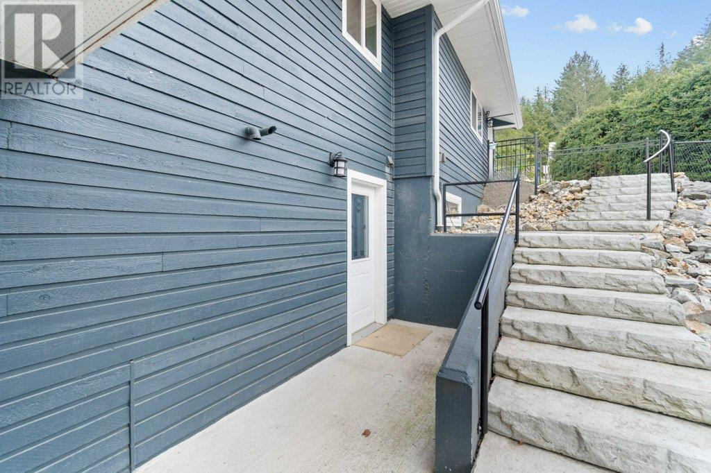  4541 16 Street Northeast, Salmon Arm