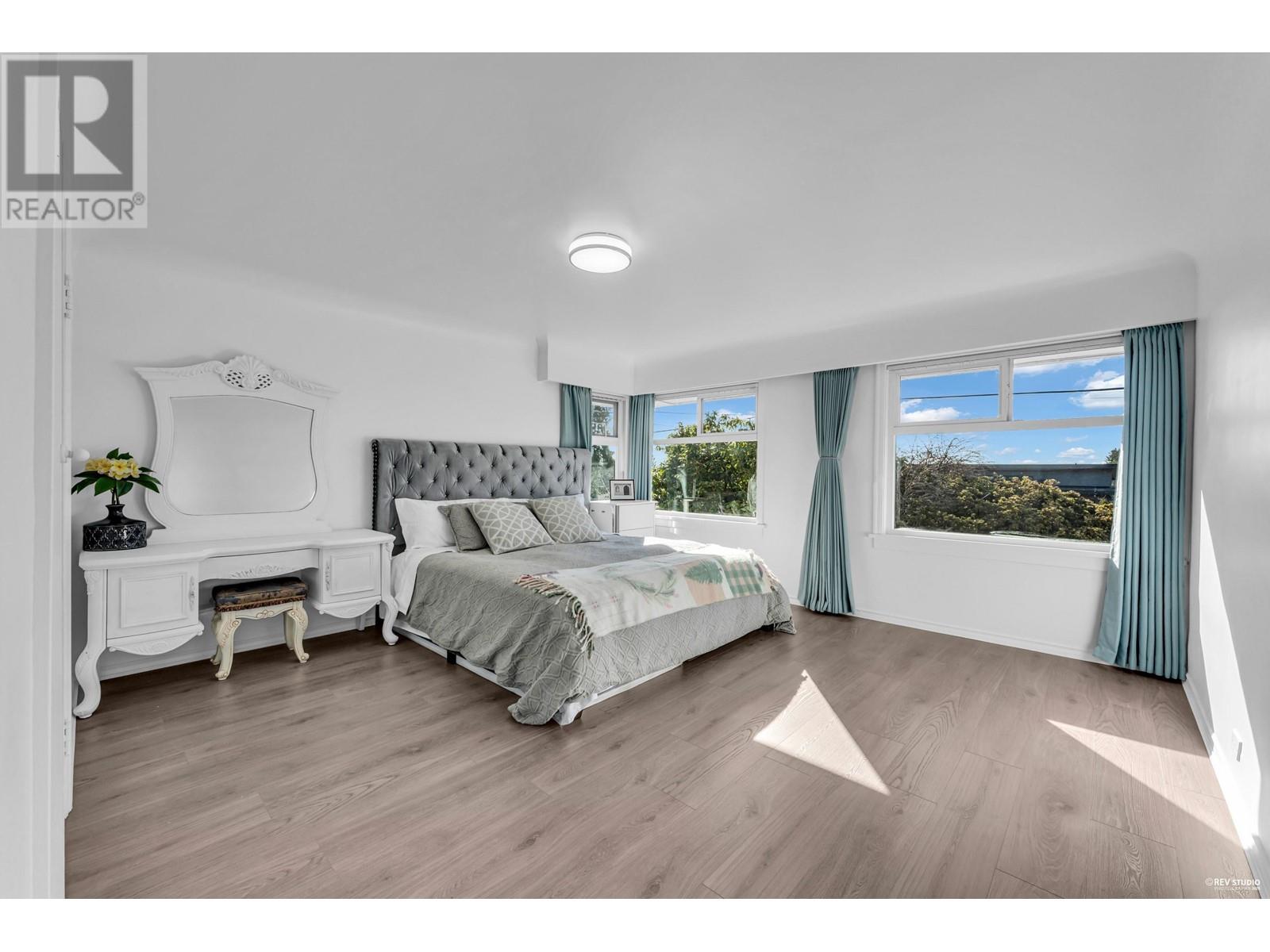 1475 KINGS AVENUE, West Vancouver