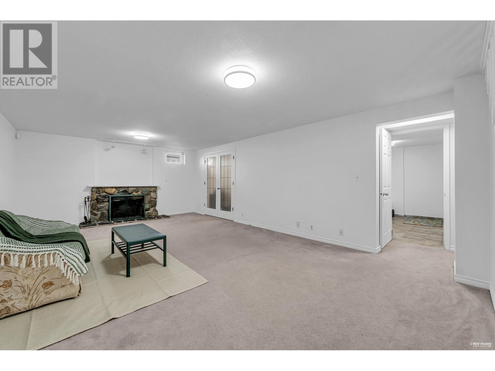 1475 KINGS AVENUE, West Vancouver