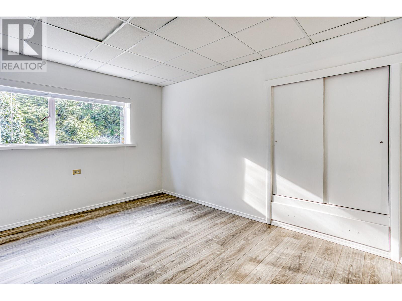 Photo 21 of 1025 Ridgewood Drive, North Vancouver BC
