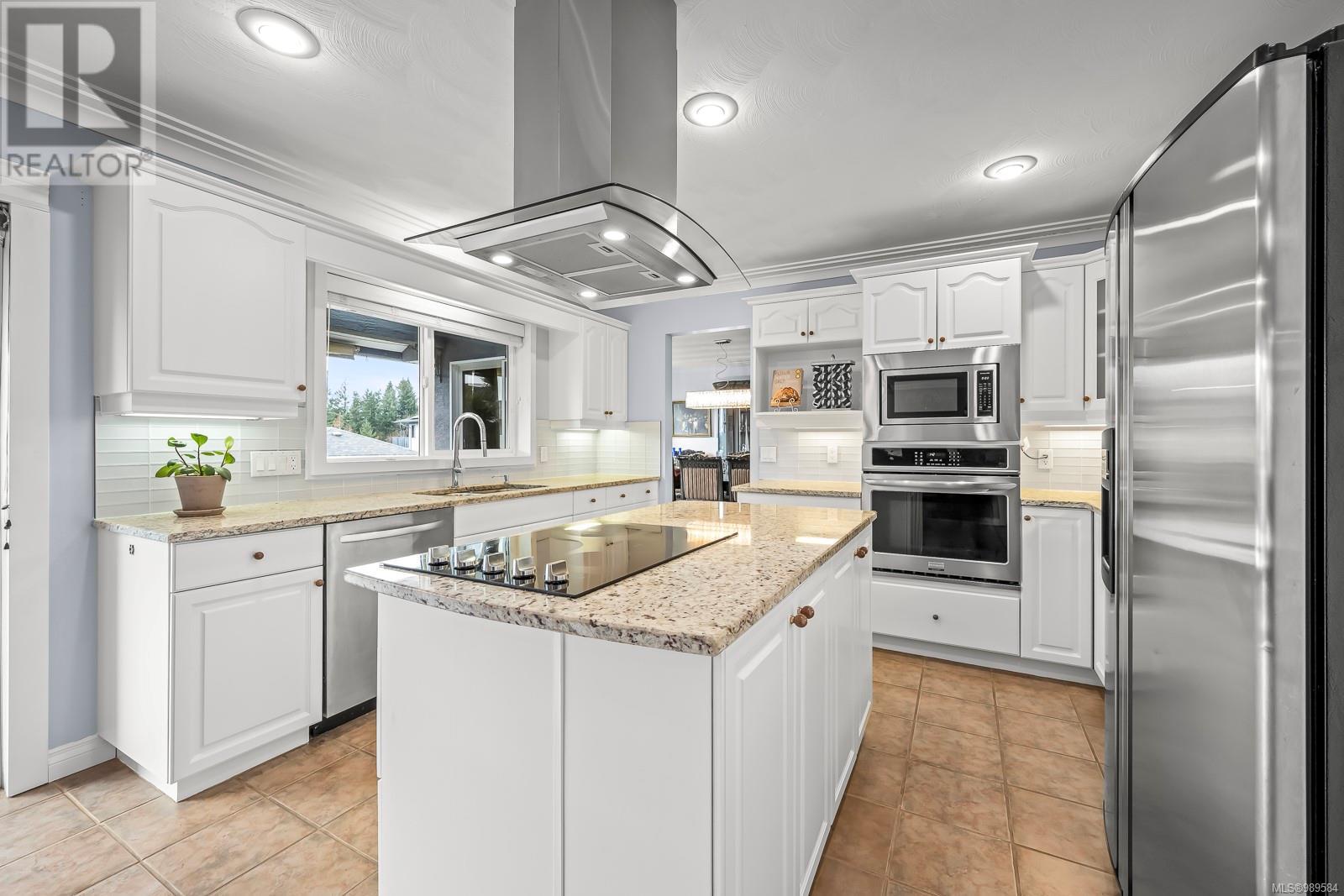 1697 Swan Cres, Courtenay real estate listing 989584