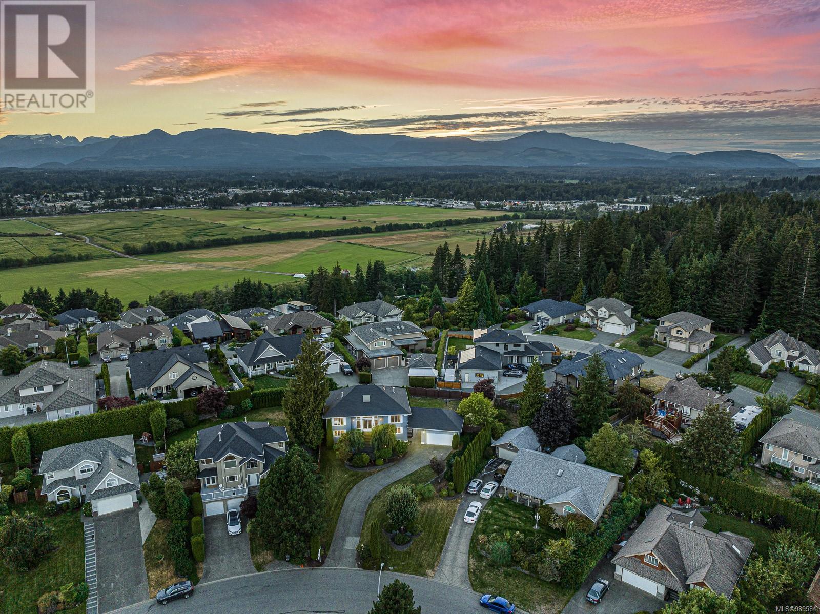 1697 Swan Cres, Courtenay real estate listing 989584