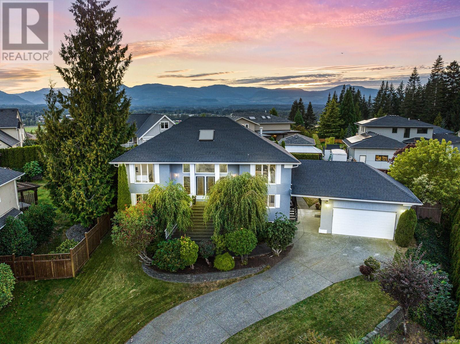 1697 Swan Cres, Courtenay