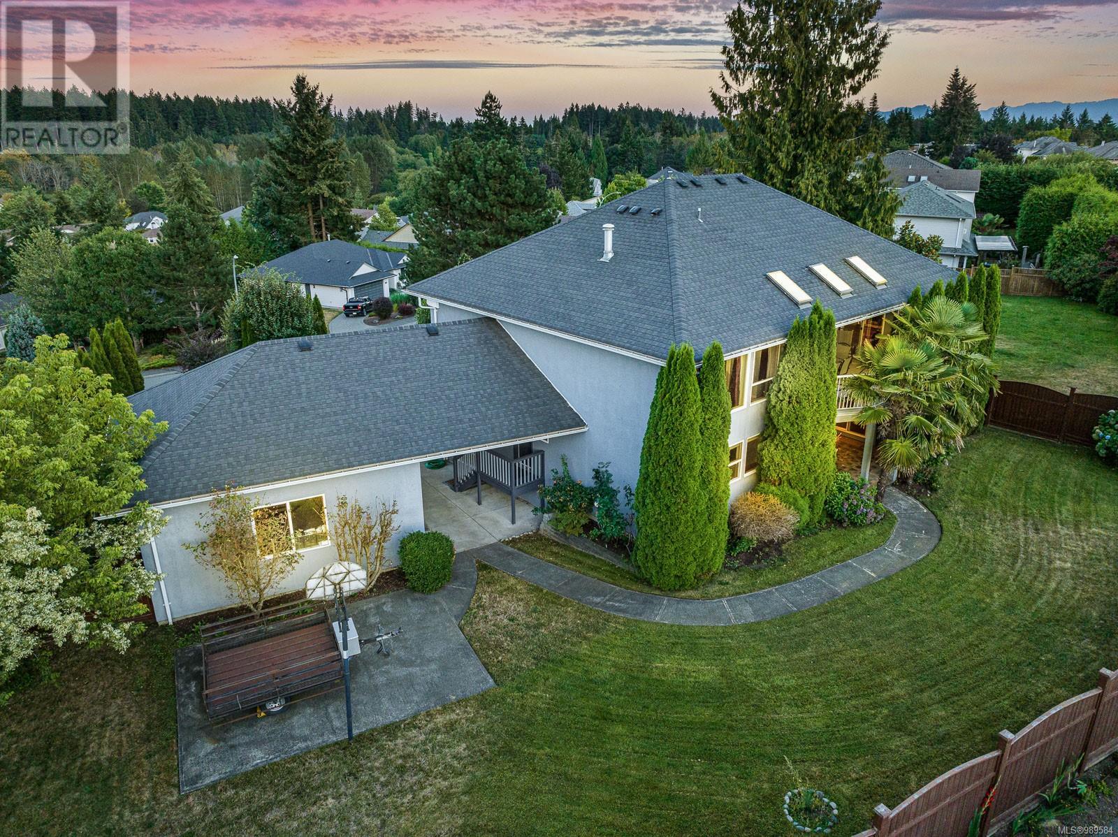 1697 Swan Cres, Courtenay real estate listing 989584