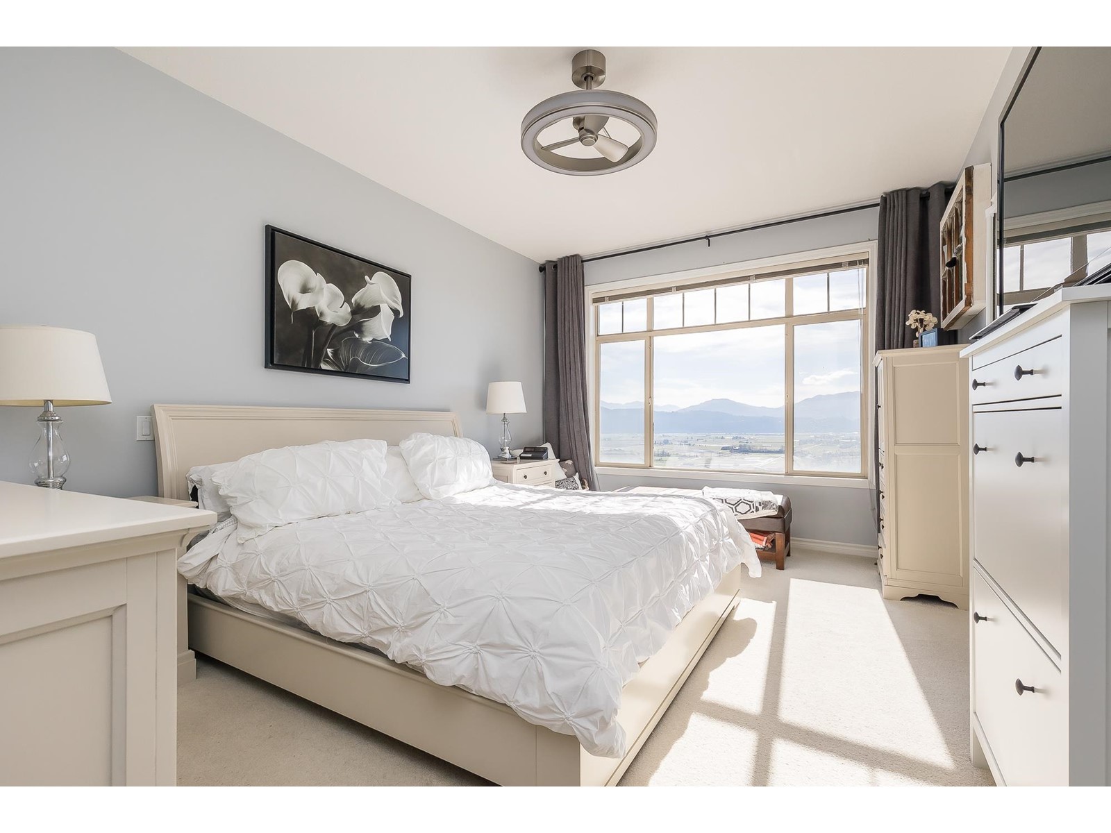 33 2842 WHATCOM ROAD, Abbotsford