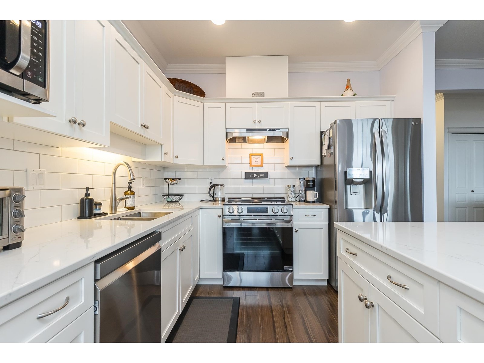 33 2842 WHATCOM ROAD, Abbotsford