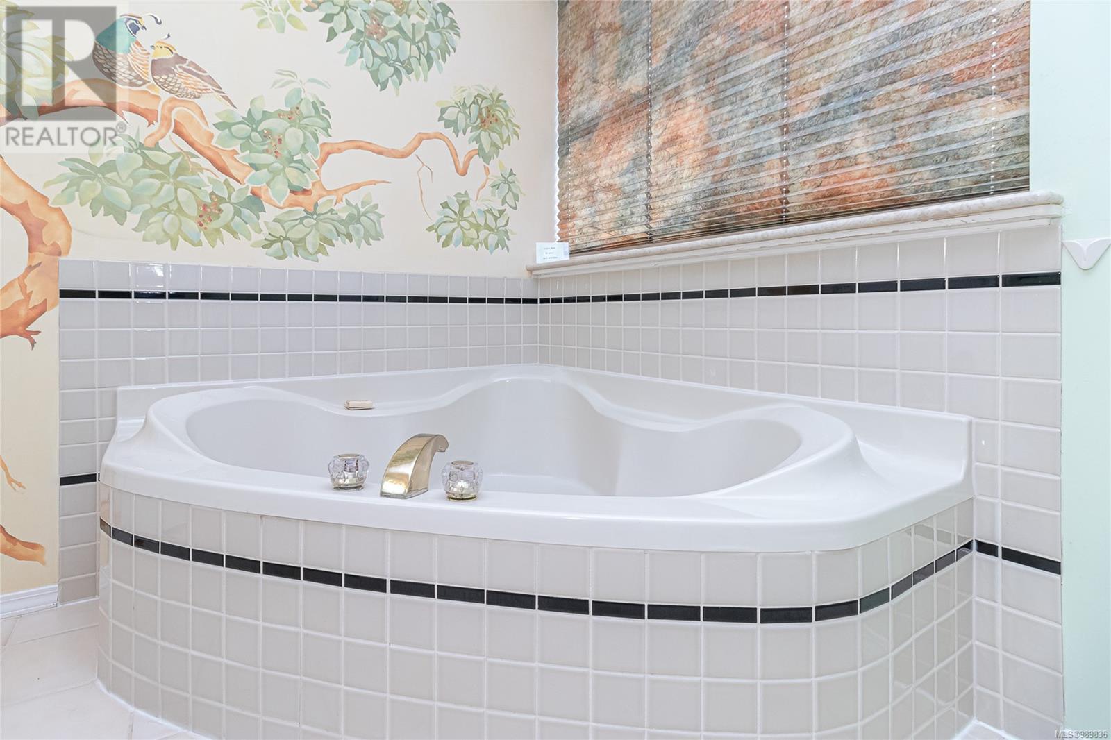 3716 Marine Vista, Cobble Hill