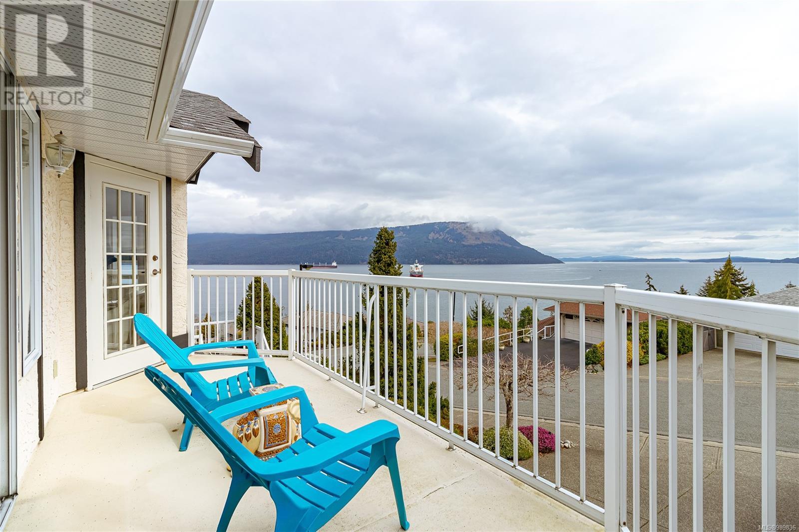 3716 Marine Vista, Cobble Hill