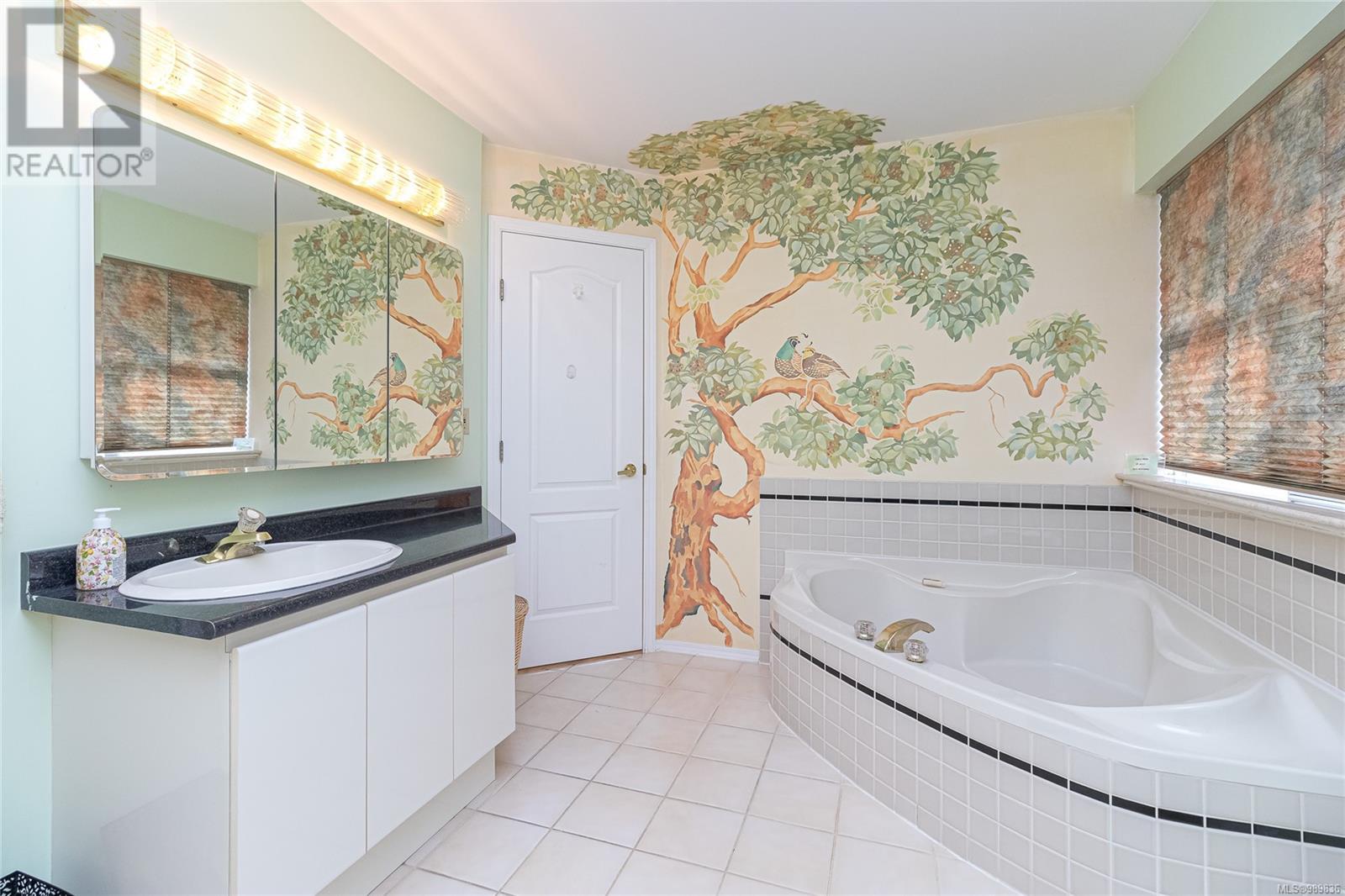 3716 Marine Vista, Cobble Hill