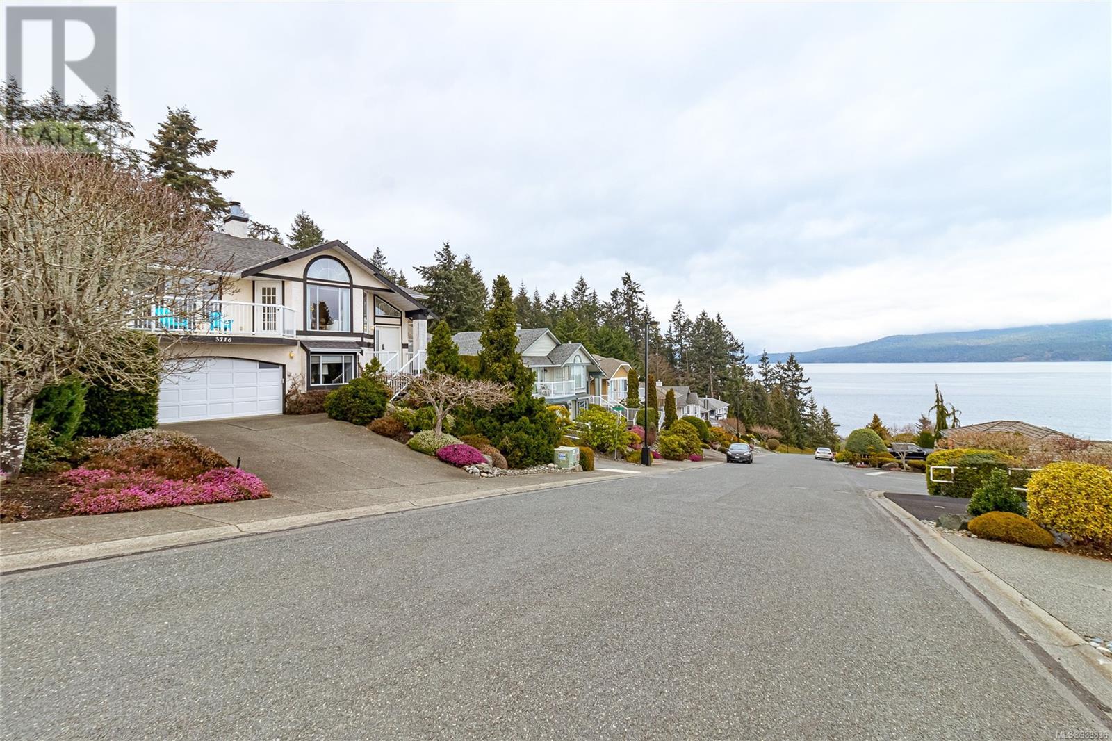 3716 Marine Vista, Cobble Hill