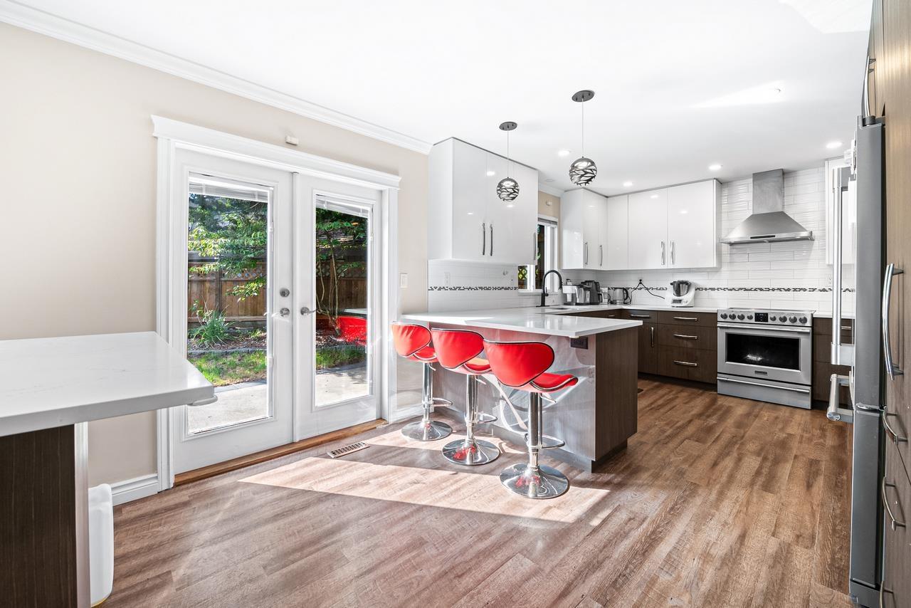 7037 WOODCREST PLACE, Delta real estate listing R2973349
