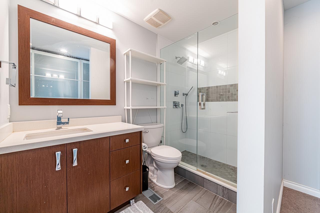 7037 WOODCREST PLACE, Delta real estate listing R2973349