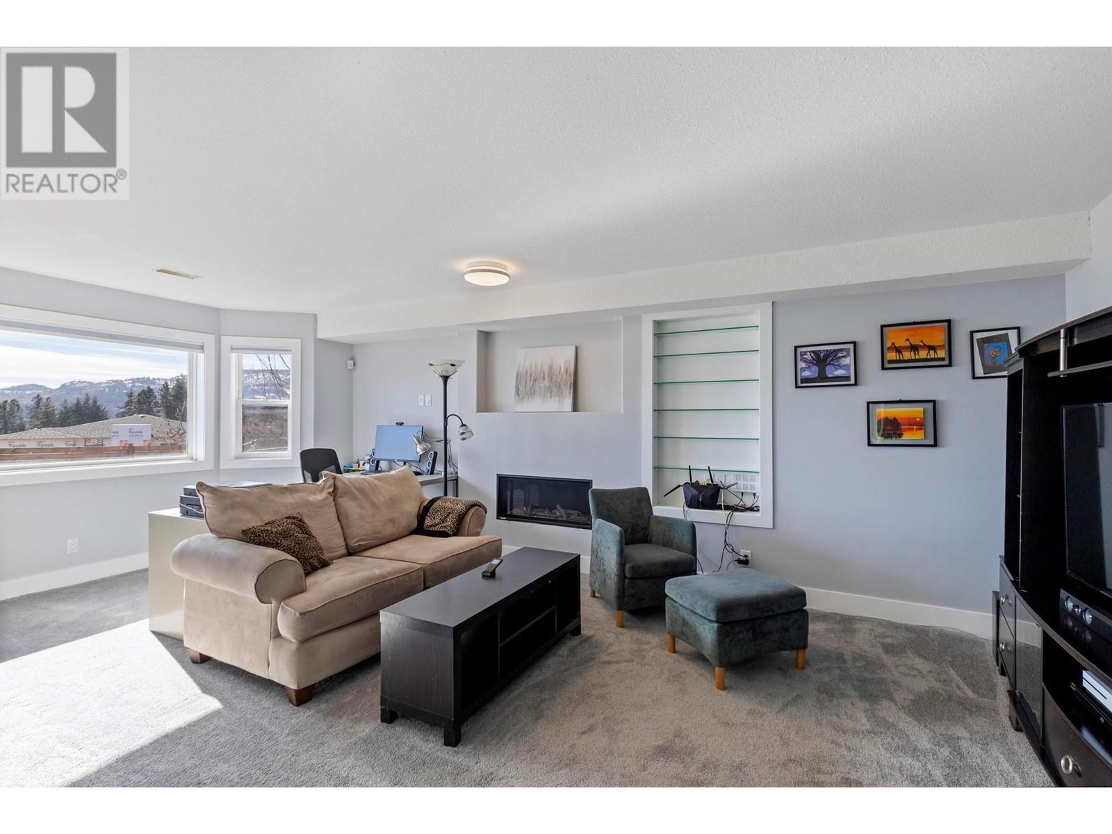  3100 Doucette Drive, West Kelowna