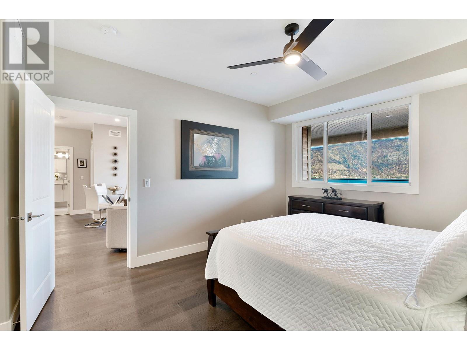 104 3475 Granite Close, Kelowna