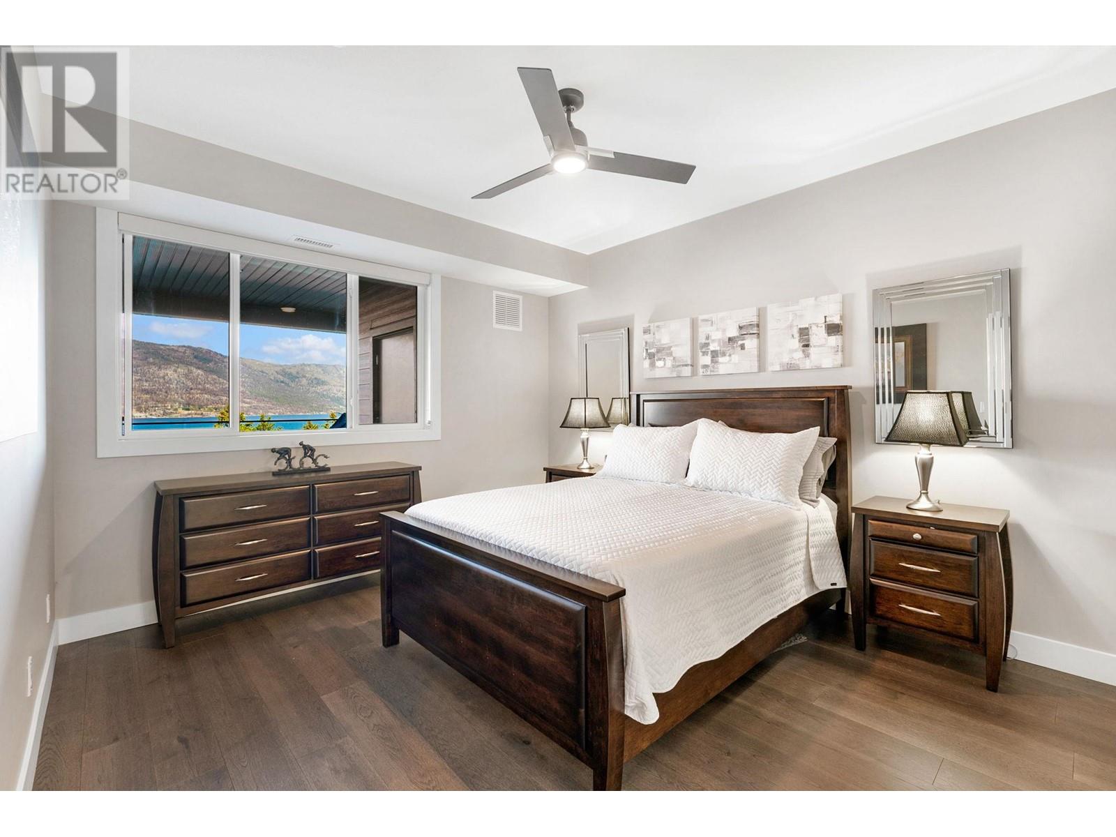 104 3475 Granite Close, Kelowna