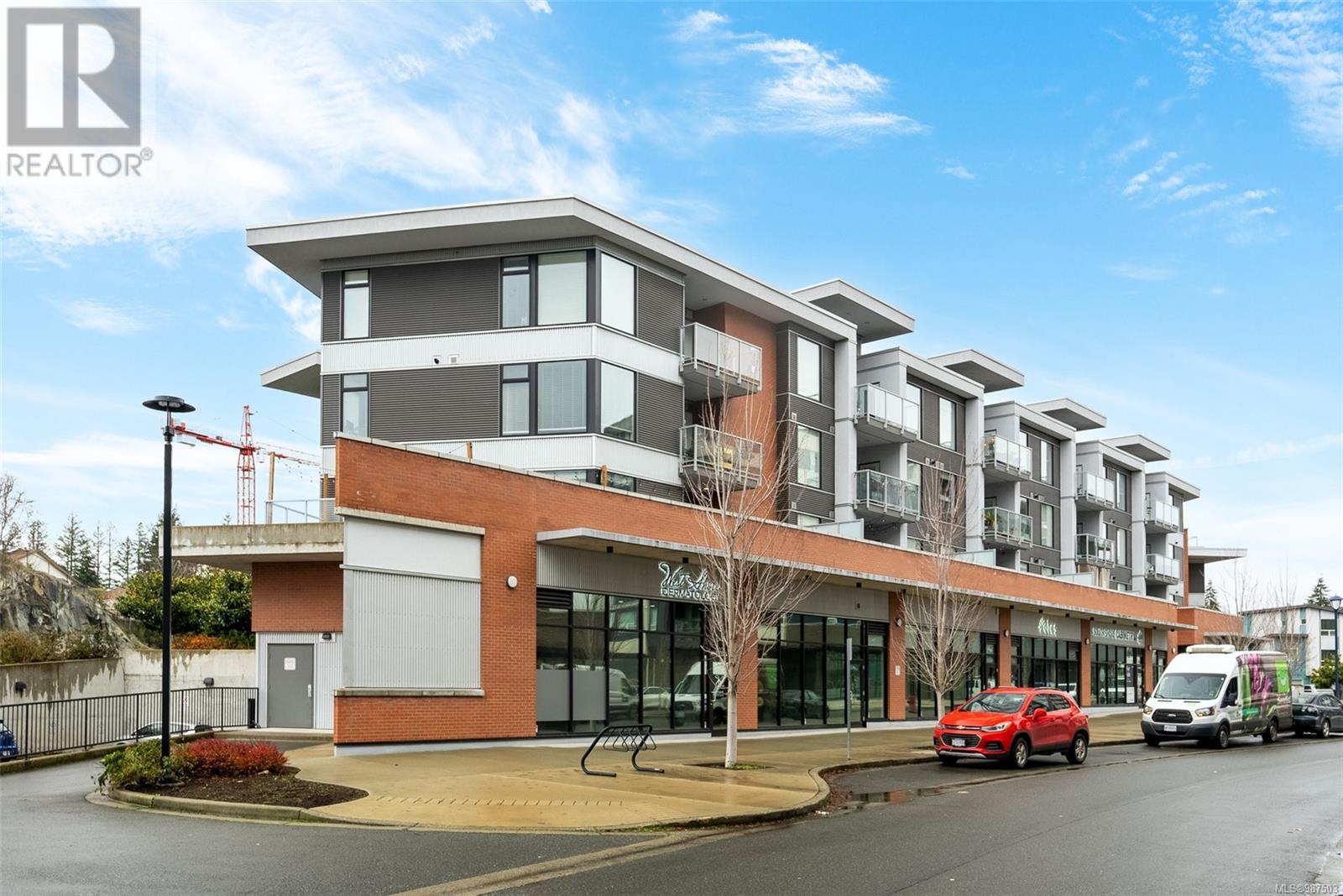 202 950 Whirlaway Cres, Langford real estate listing 987503