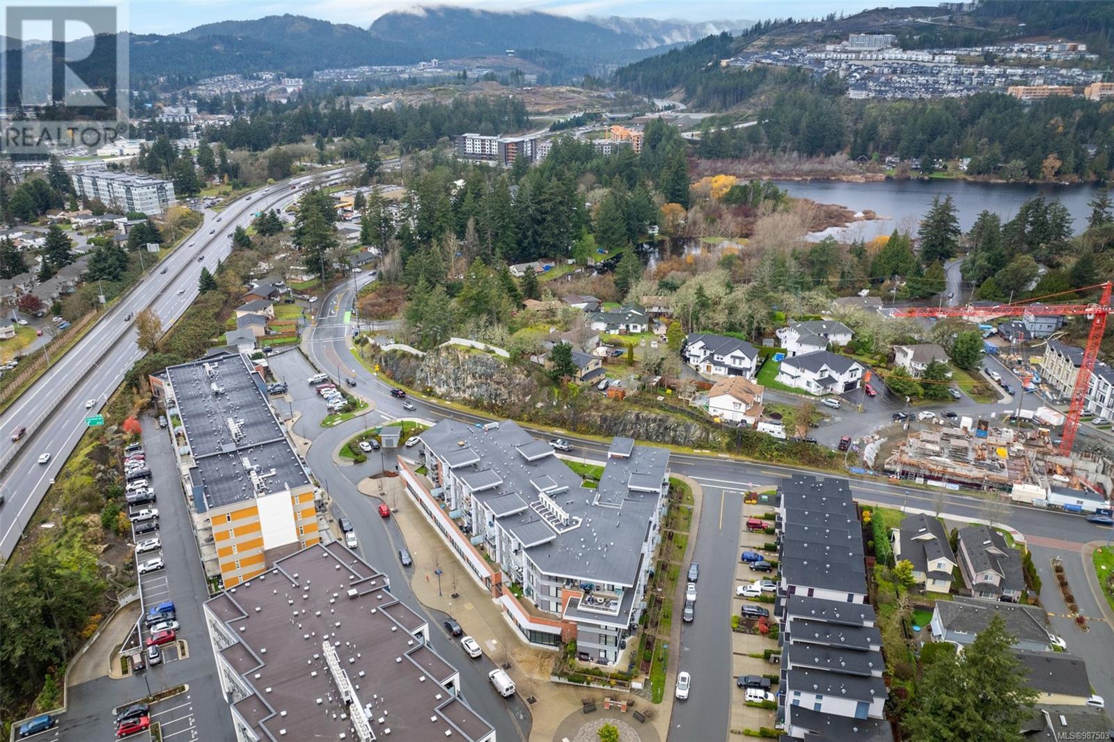 202 950 Whirlaway Cres, Langford real estate listing 987503