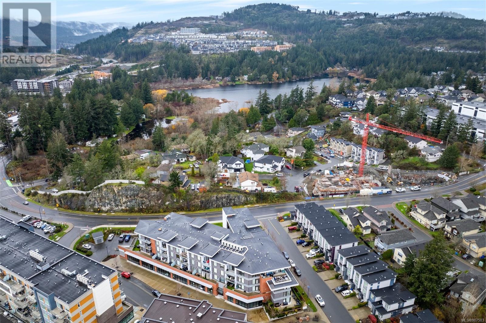 202 950 Whirlaway Cres, Langford real estate listing 987503