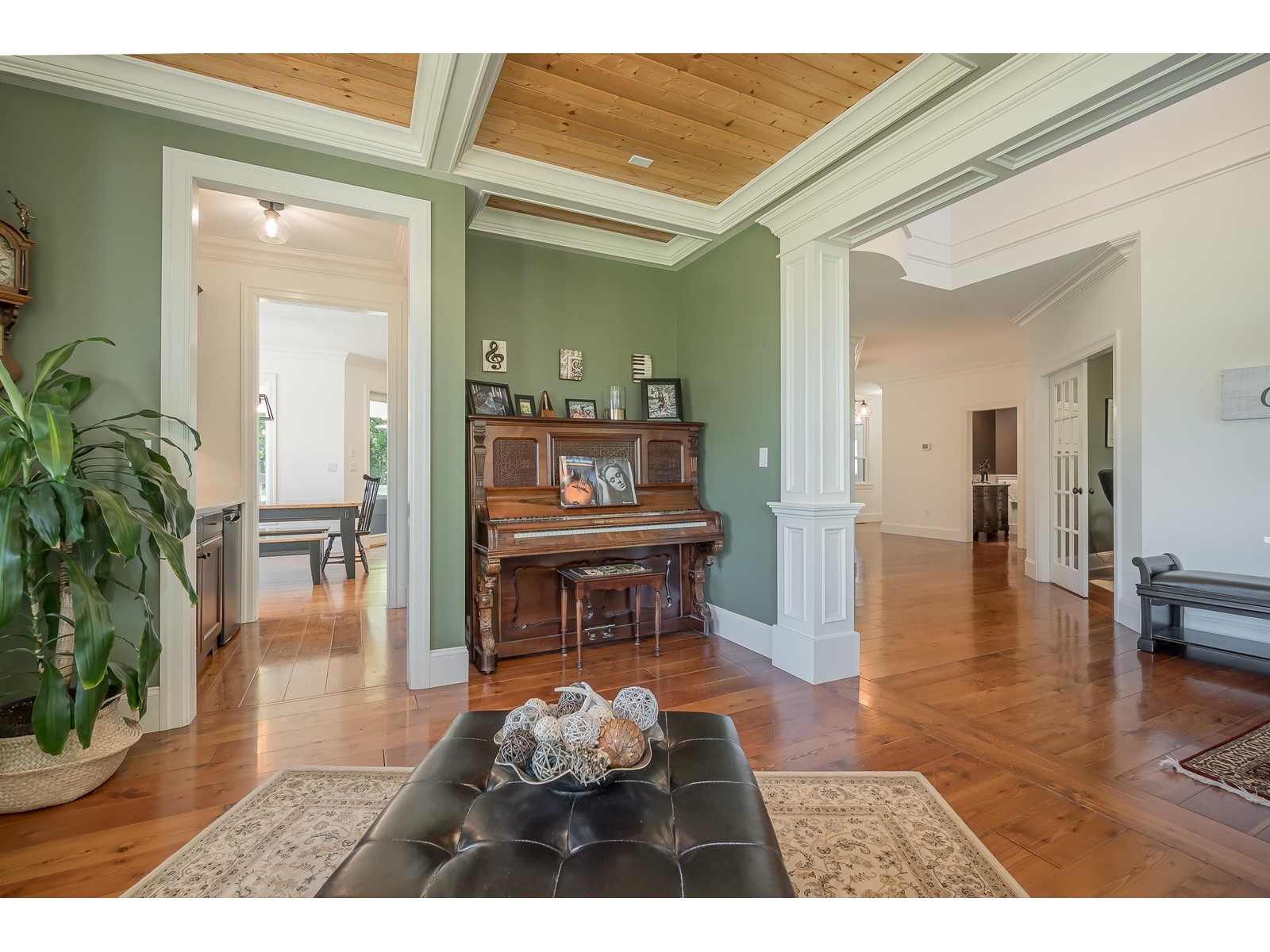 9375 222 STREET, Langley