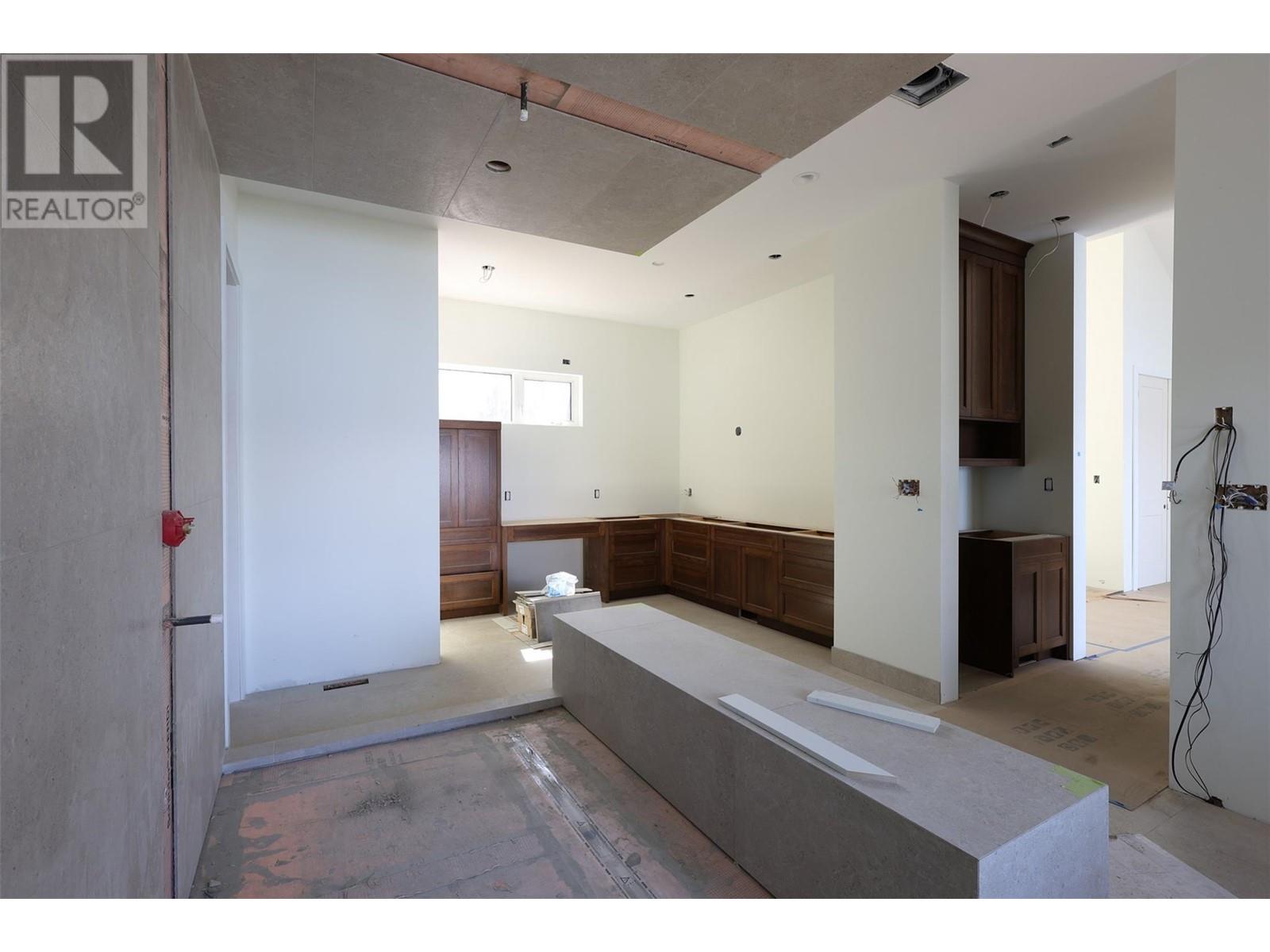 9701 Delcliffe Road, Vernon