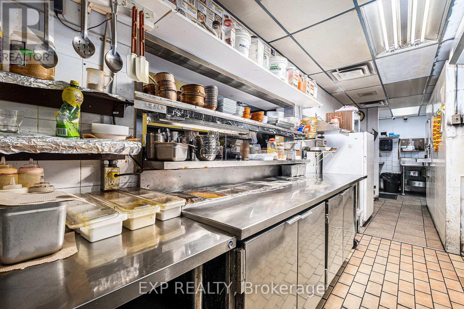 Photo 5 of 1 704 Fourteenth Street W, Cornwall ON